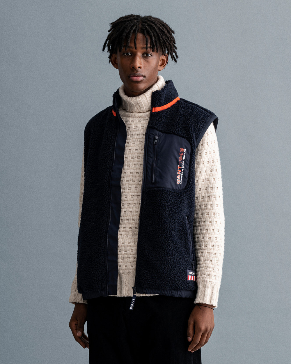 D2. SHERPA FLEECE VEST