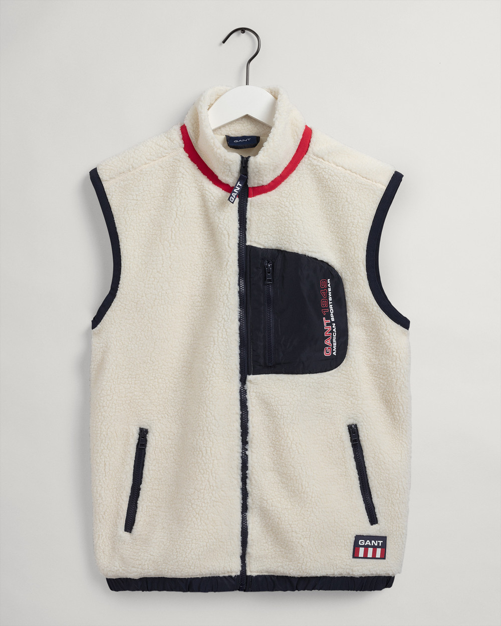 D2. SHERPA FLEECE VEST