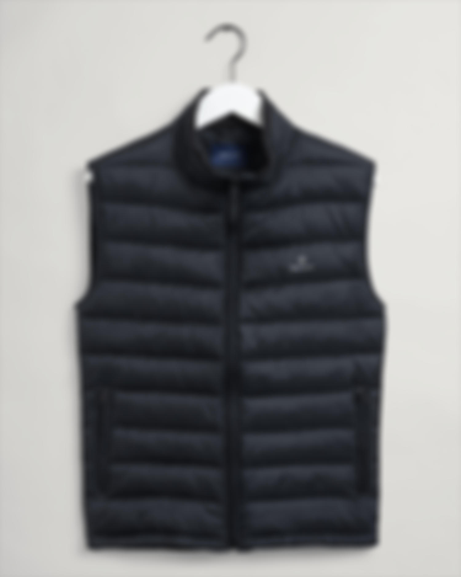 D1. MIXED MEDIA LIGHT PADDED GILET