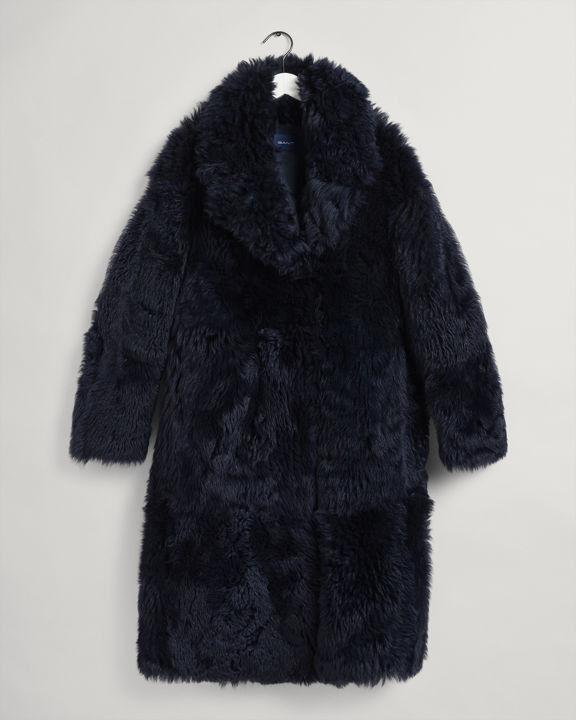 D2. SHEARLING OVERSIZED COAT