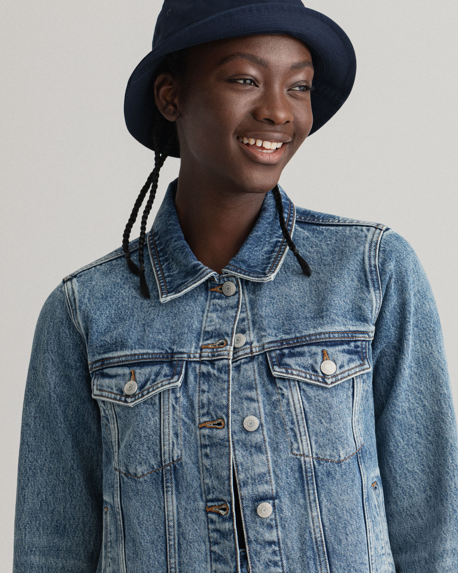 D1. DENIM TRUCKER JACKET