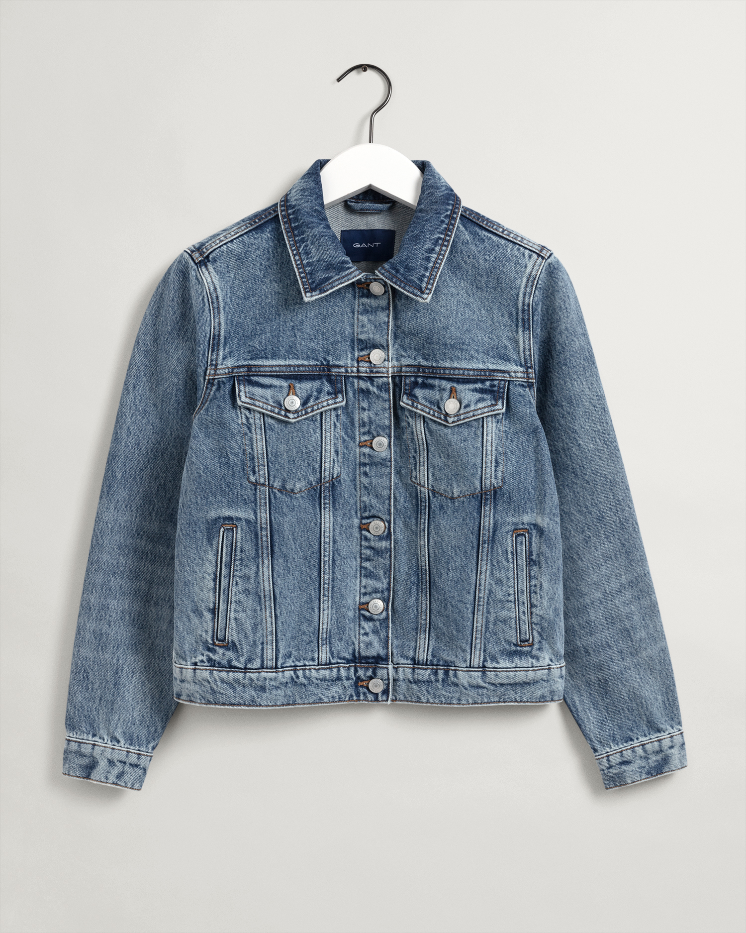 D1. DENIM TRUCKER JACKET