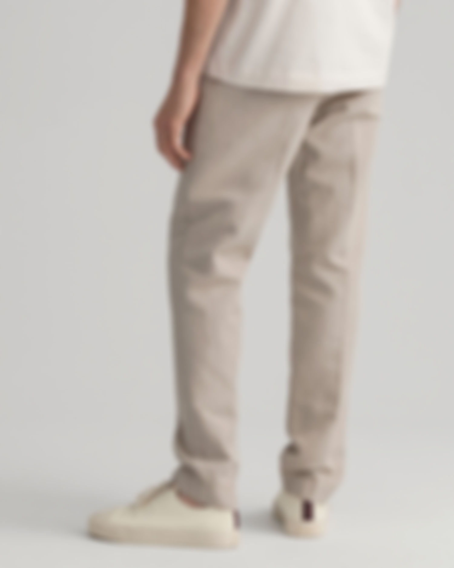 D2. TAPERED PLEAT CHINOS