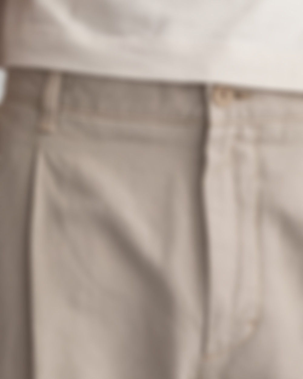 D2. TAPERED PLEAT CHINOS