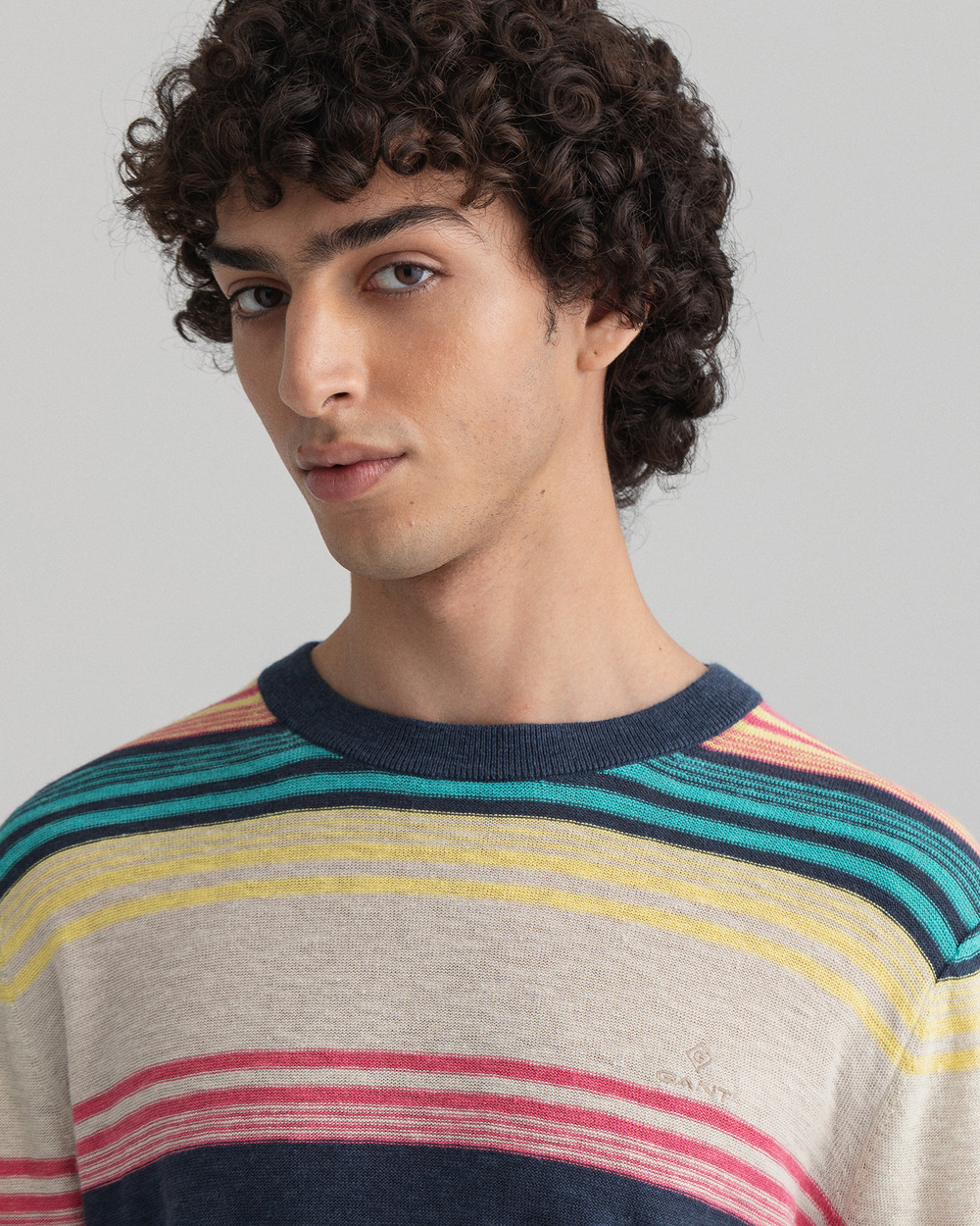 D2. COTTON LINEN STRIPED C-NECK