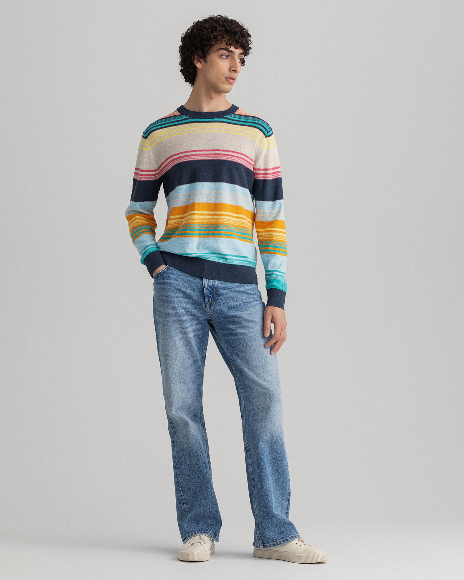 D2. COTTON LINEN STRIPED C-NECK