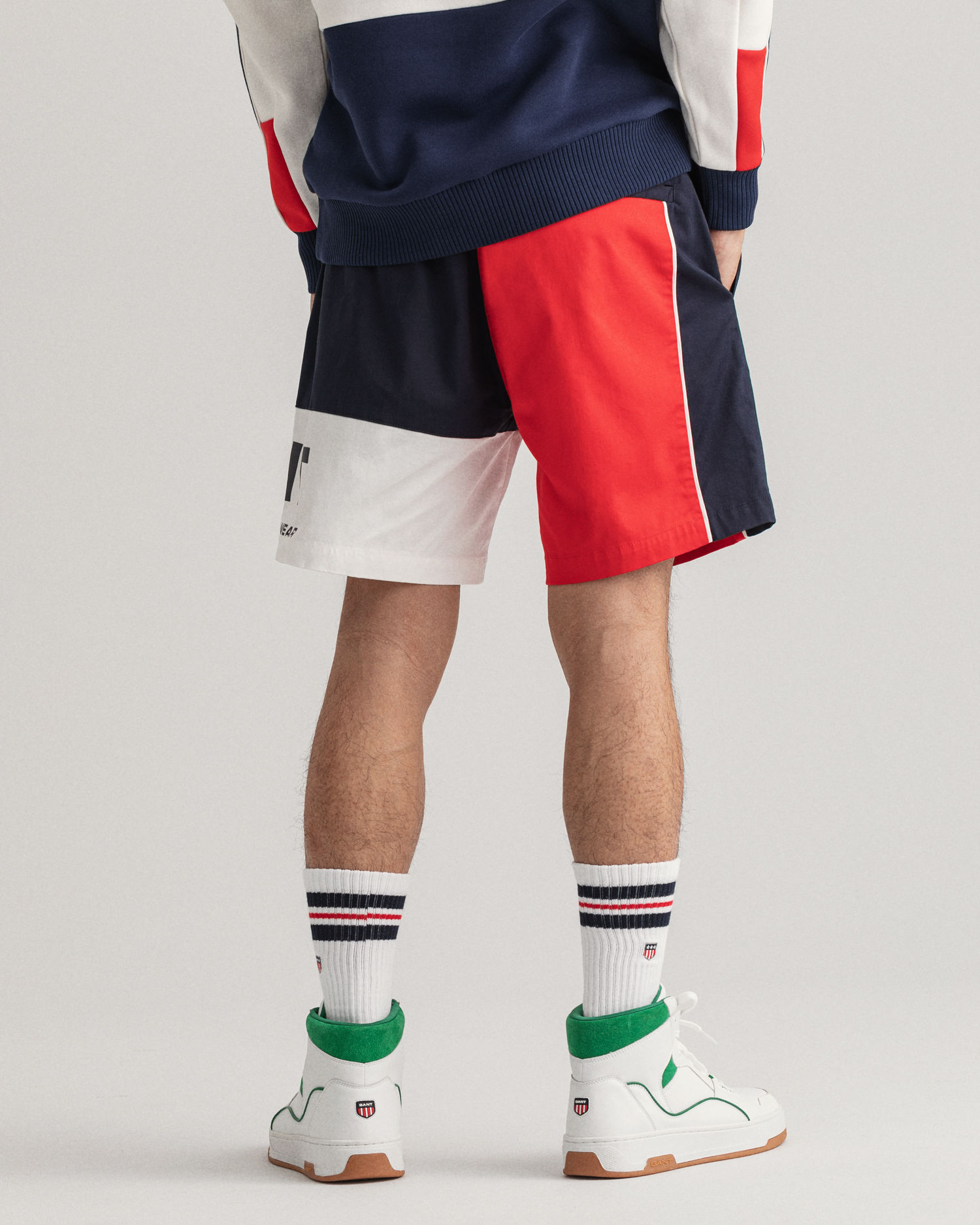 Colorblock Shorts med Retro Shield-logo