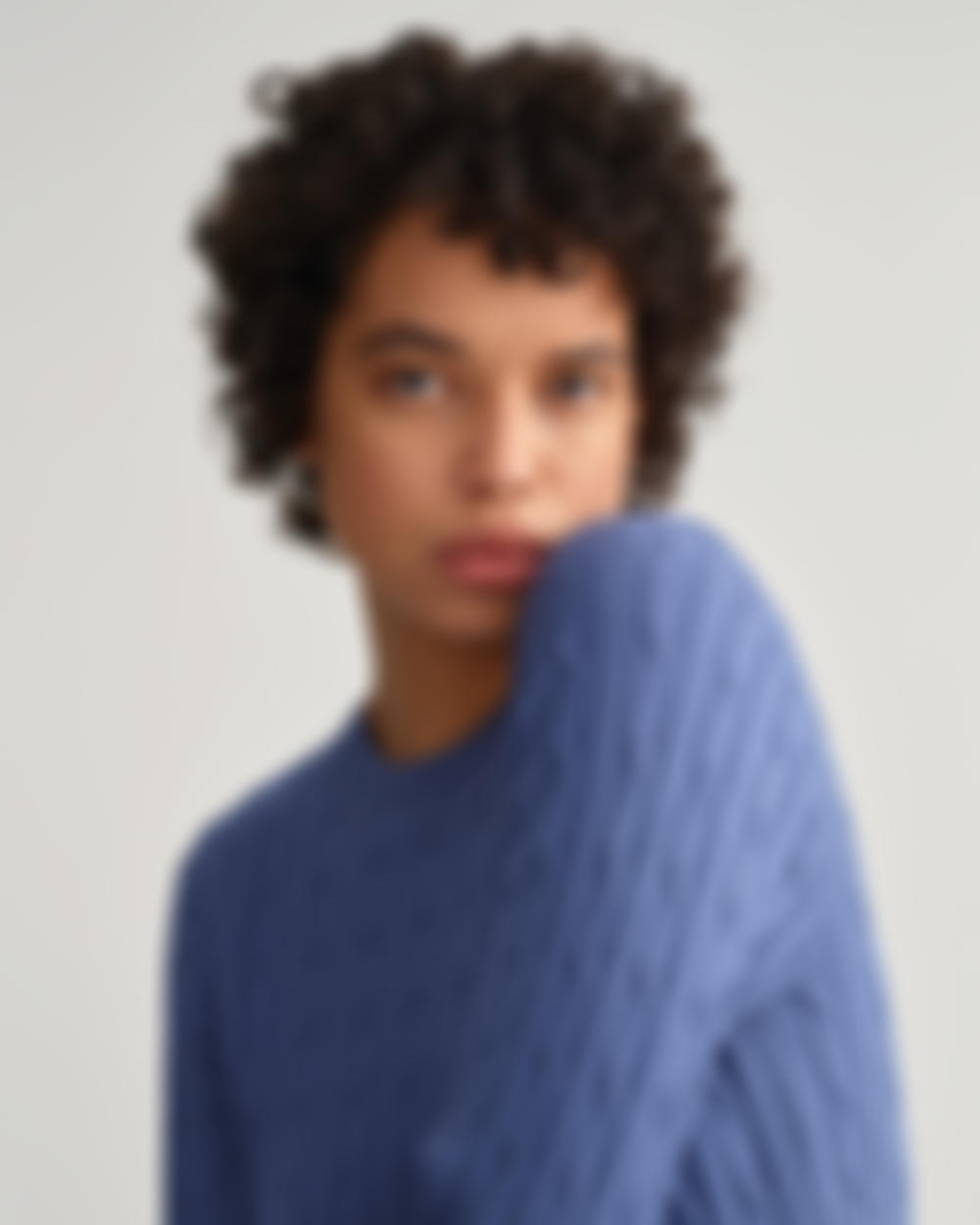 Stretch Cotton Cable Crew Neck Sweater