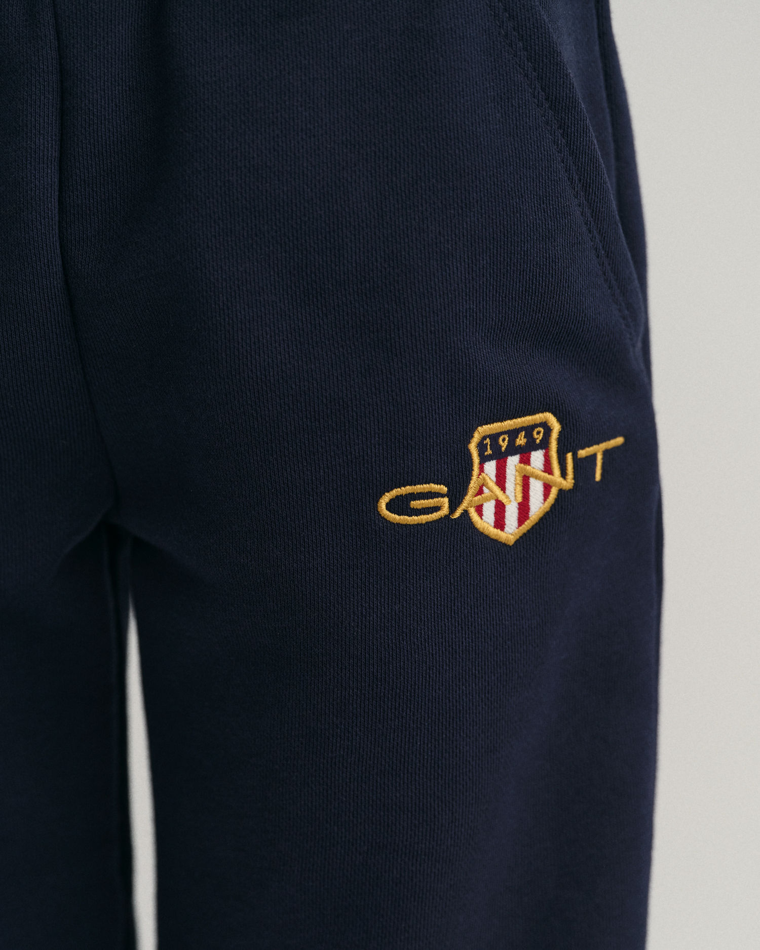 Kids Archive Shield Sweatpants