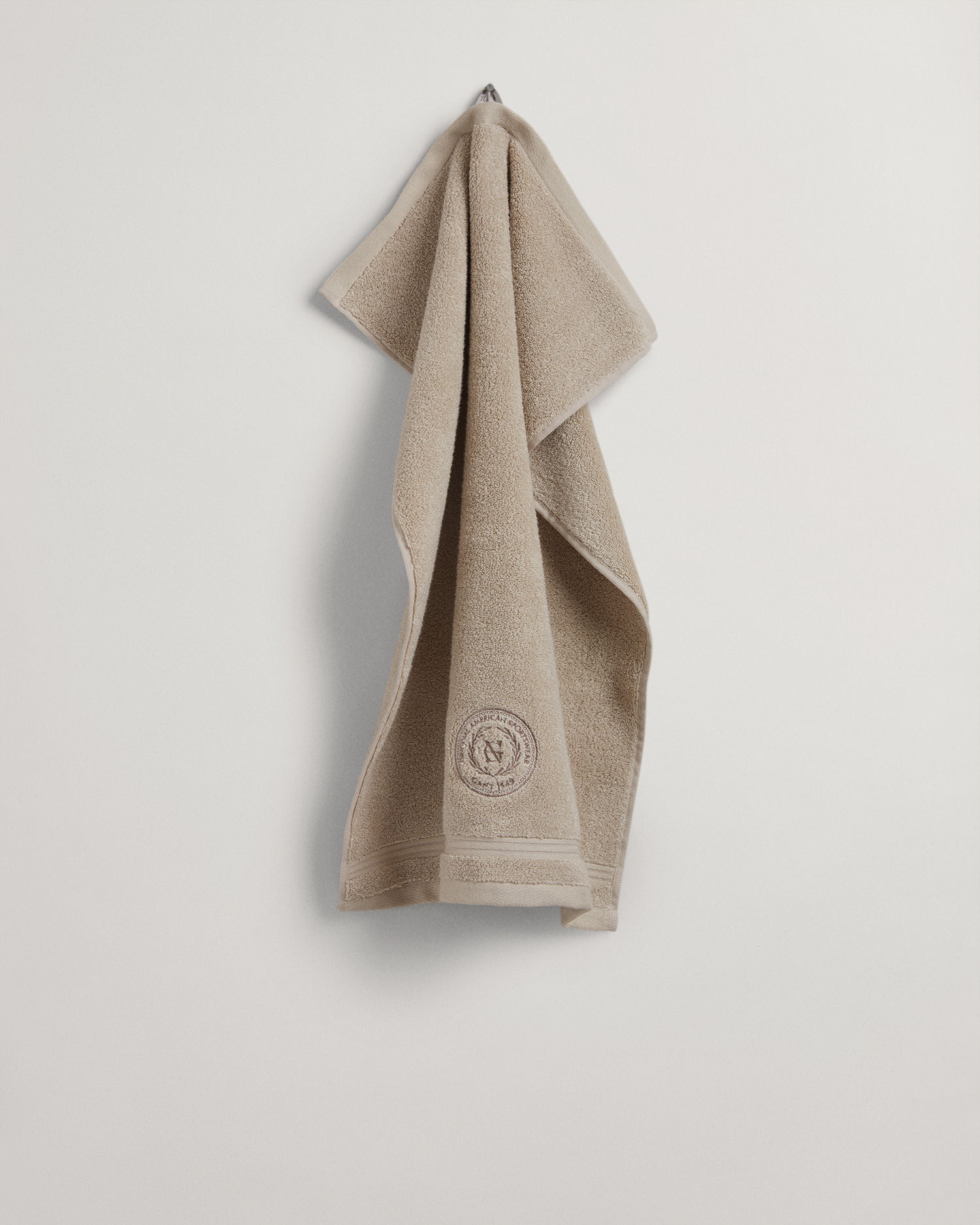 Crest Towel 50X70