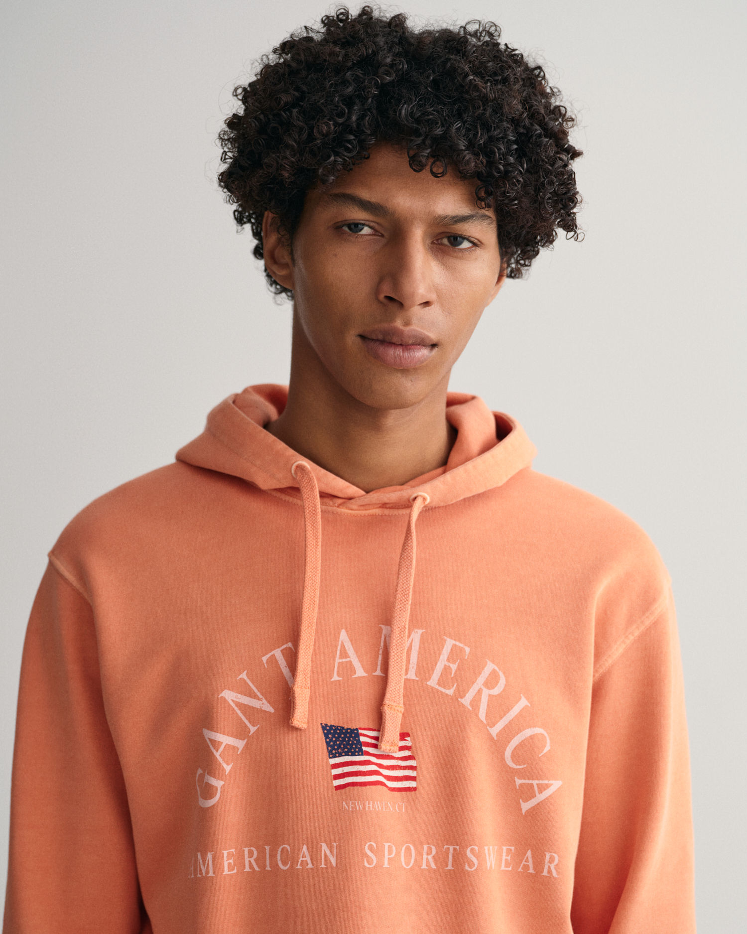 SOLBLEMET GANT USA HOODIE