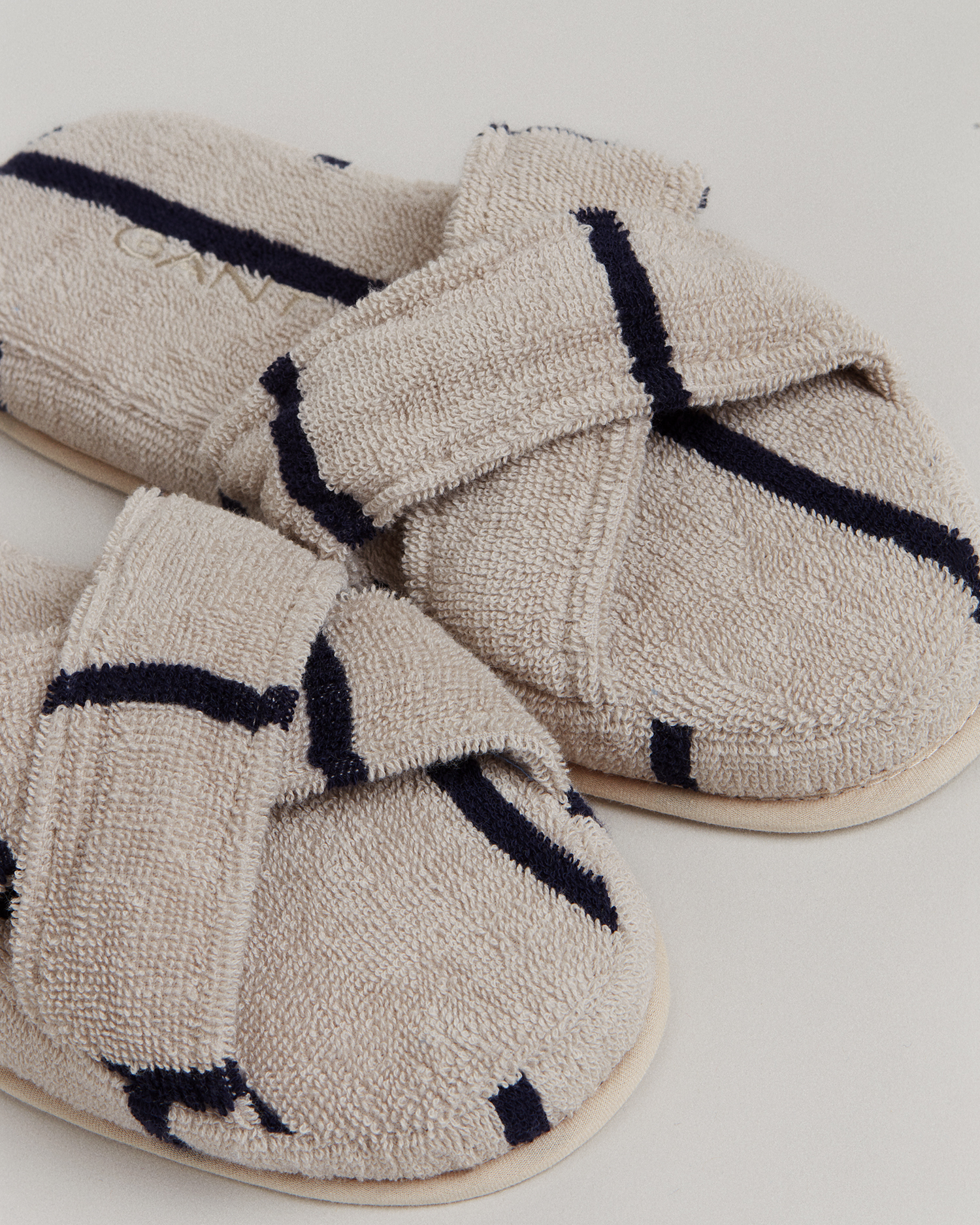 Stripe Cross Slippers