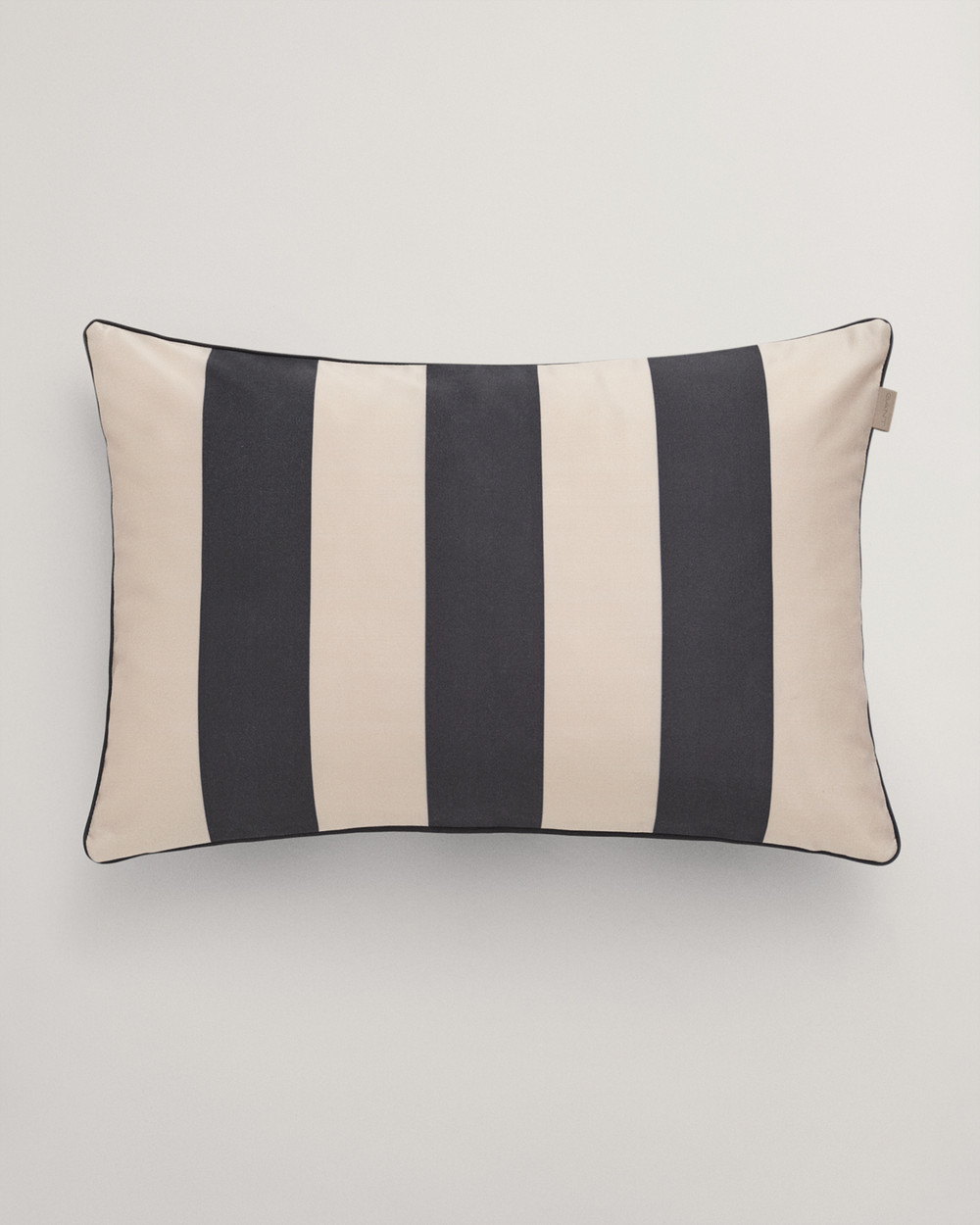 BOLD STRIPE CUSHION