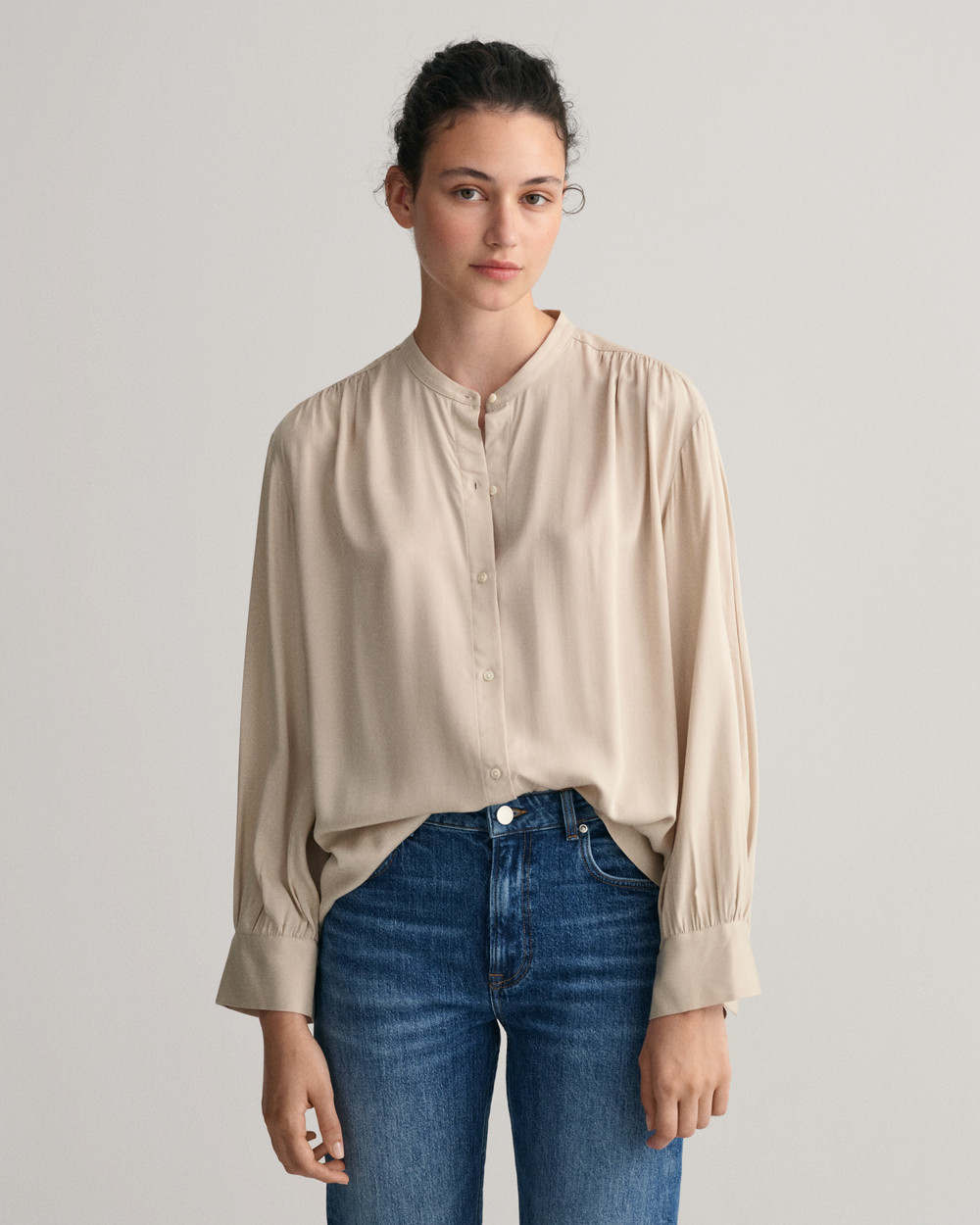 Bluse med Vide Mansjetter og Relaxed-Fit