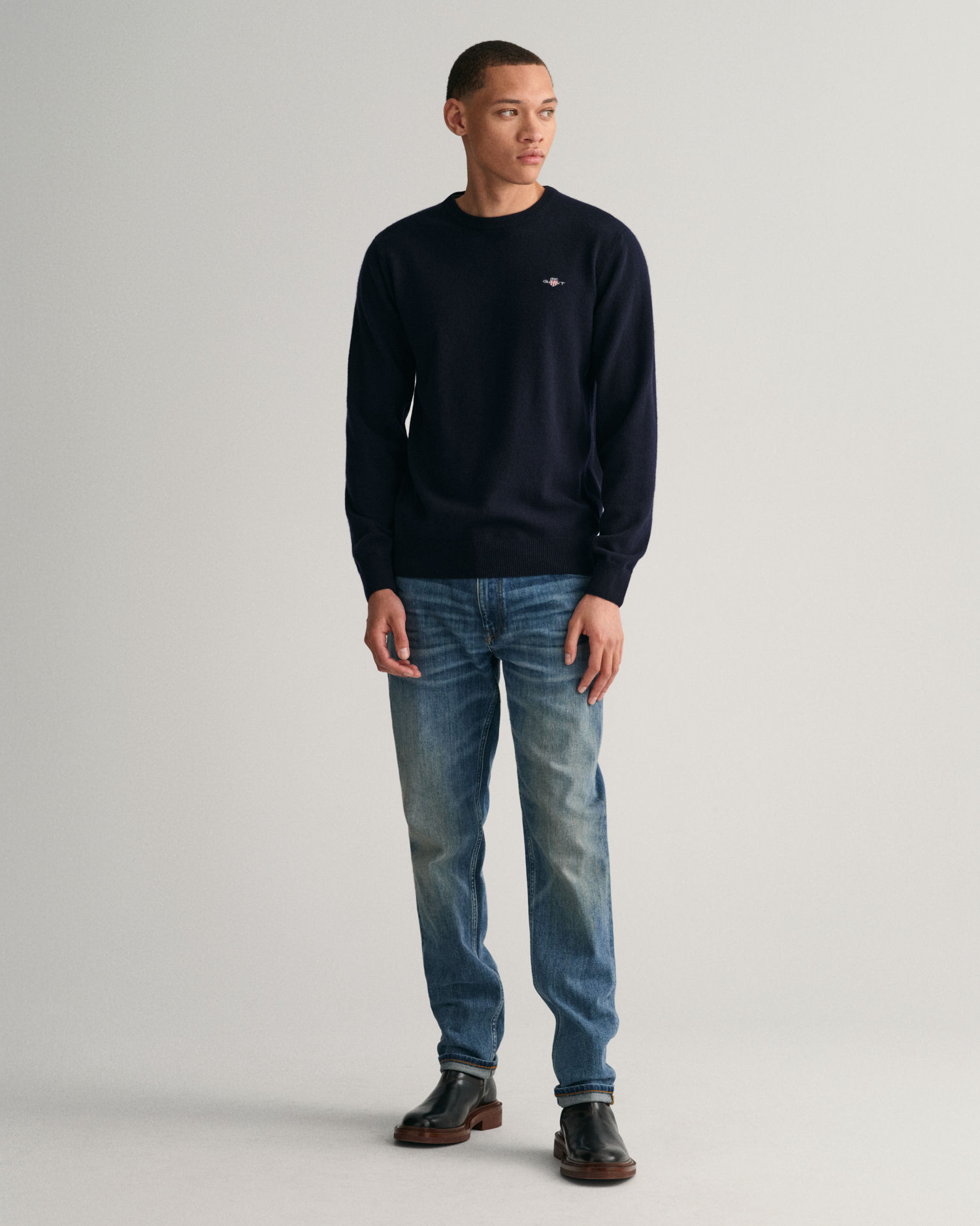 SUPERFINE LAMBSWOOL C-NECK