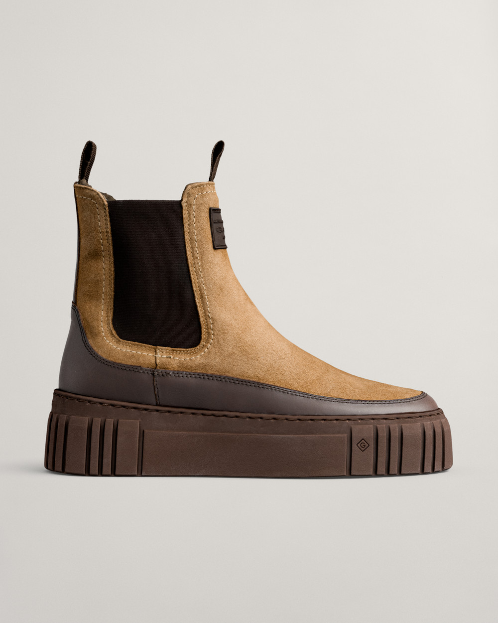 Snowmont Chelsea Boots