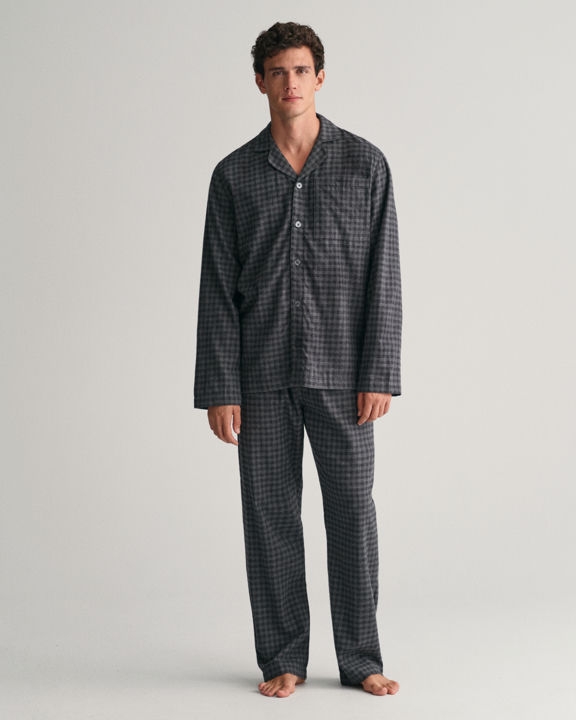 Flanell pyjamasbukser og -skjorte gaveeske