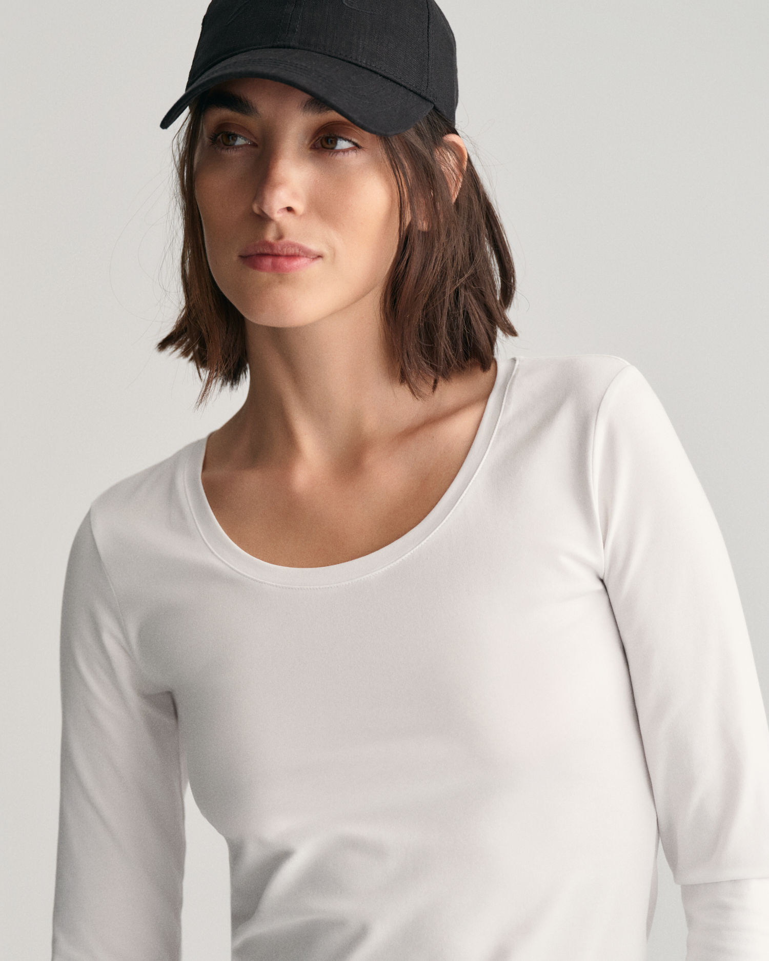 Longsleeve med scoop-neck