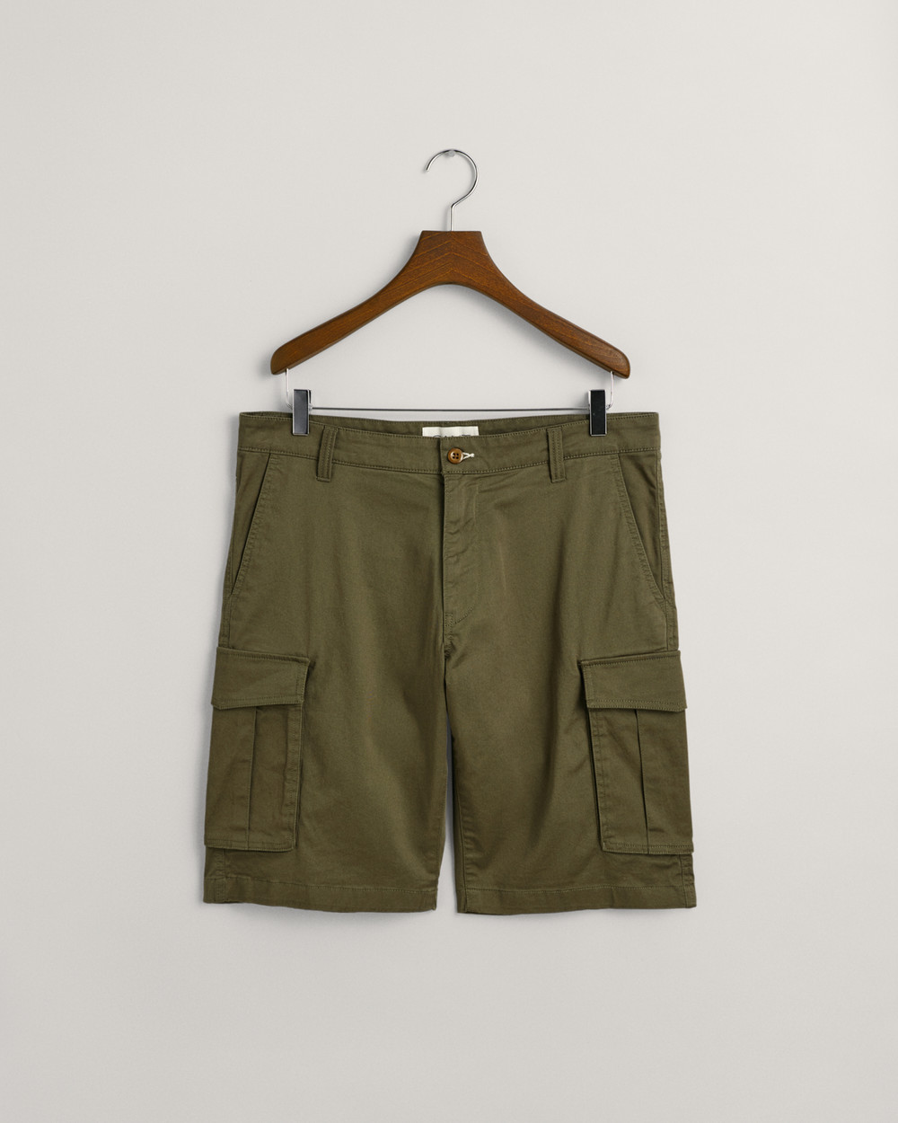 Relaxed Fit Twill Cargo Shorts