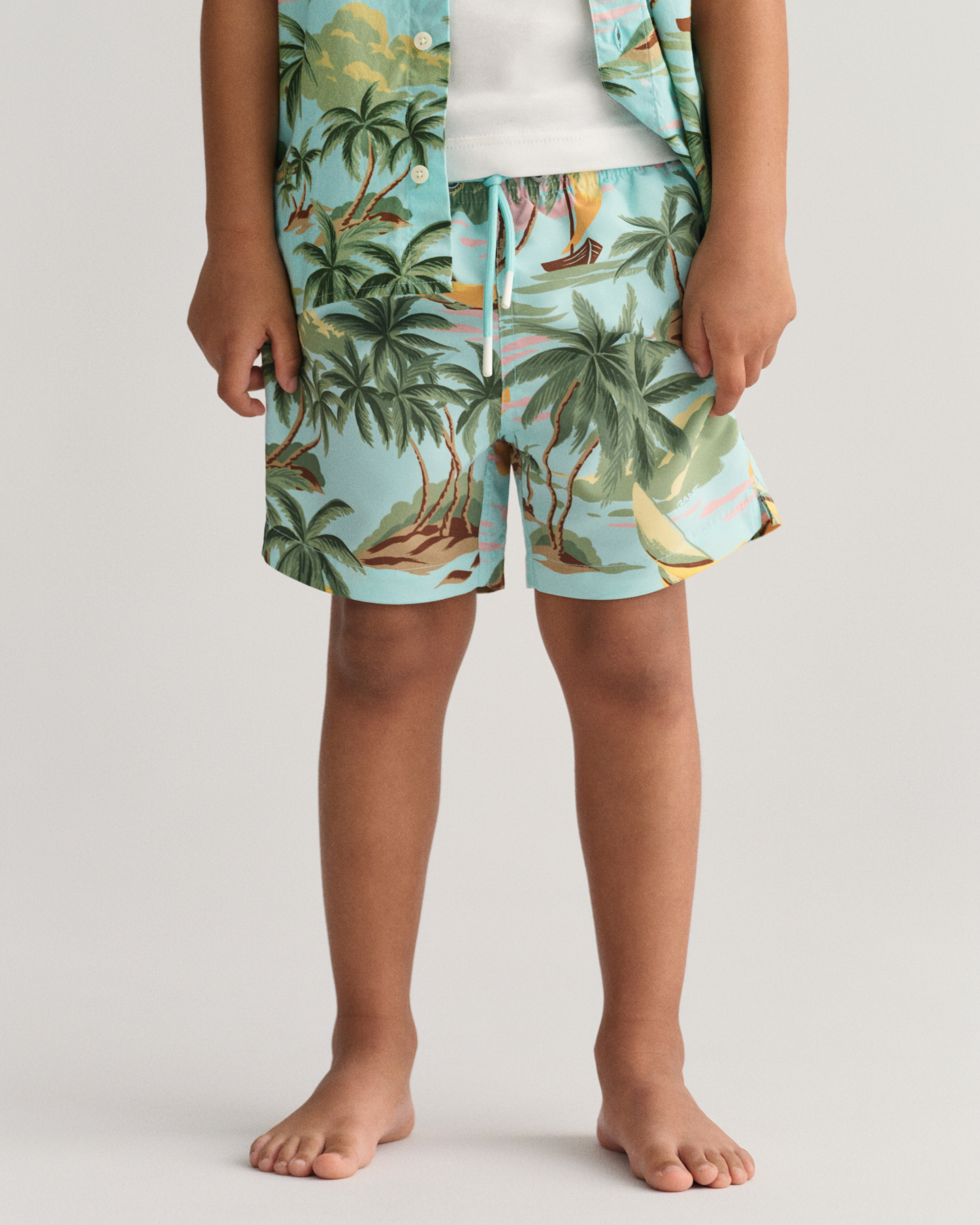 Boys badeshorts med Hawaiimønster