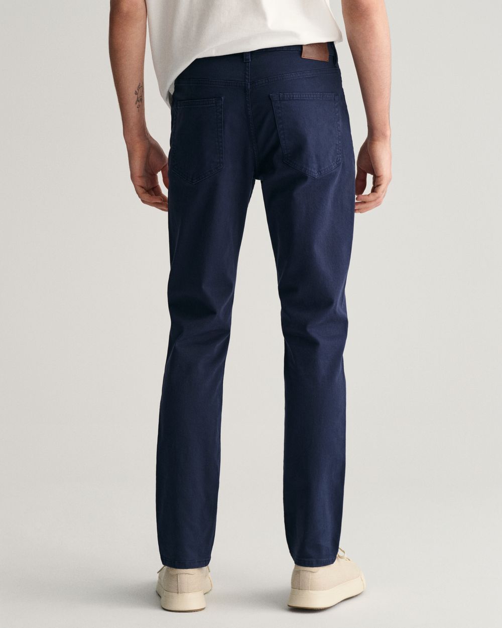 Desert jeans i slim-fit | Siste mote: Klær, tilbehør og interiør | GANT.no