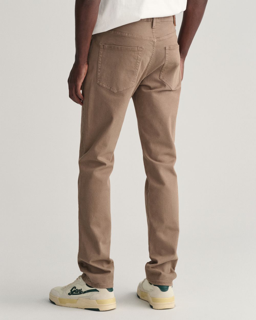 Desert jeans i slim-fit | Siste mote: Klær, tilbehør og interiør | GANT.no