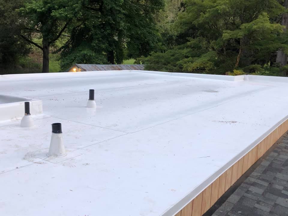 Commercial roof repair