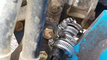 hydraulic line repair, quick and dirty temp fix.