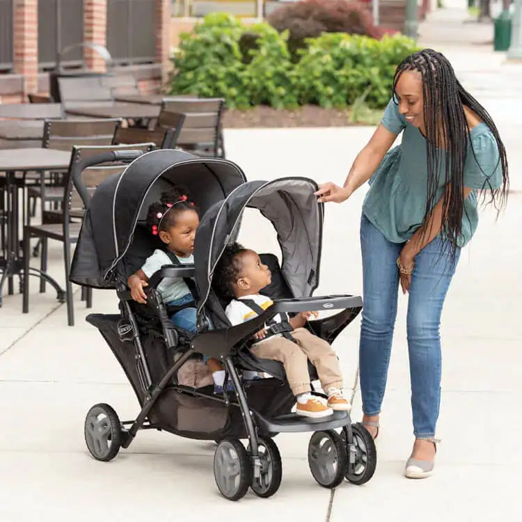 Graco stadium tandem double pushchair image 2