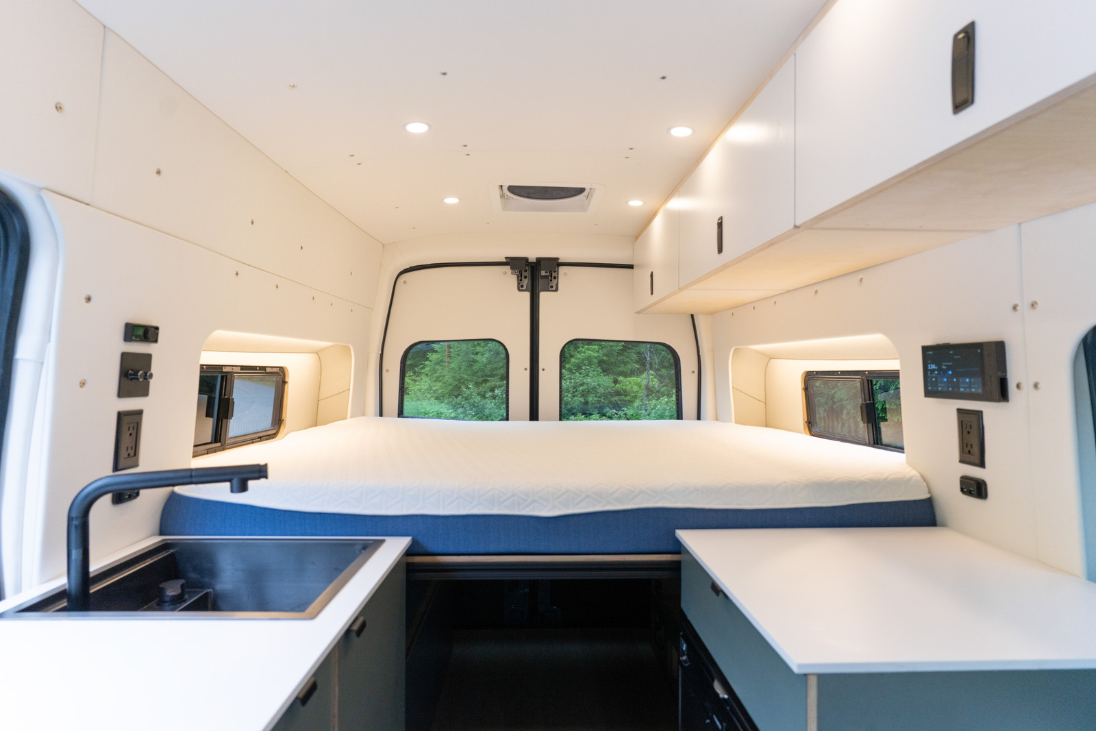 Van exterior view