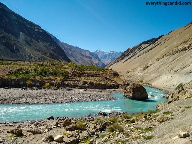 Tell us your dream. We’ll craft your perfect Himalayan escape.