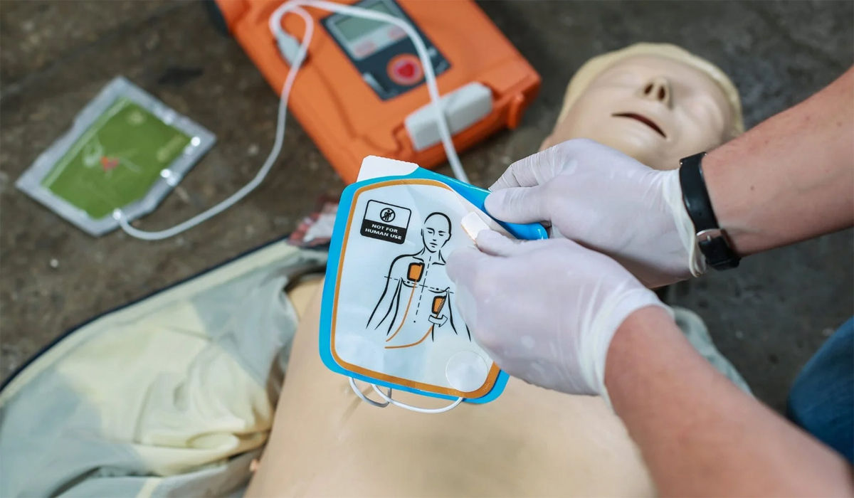 How To Perform CPR Correctly In Critical Situations