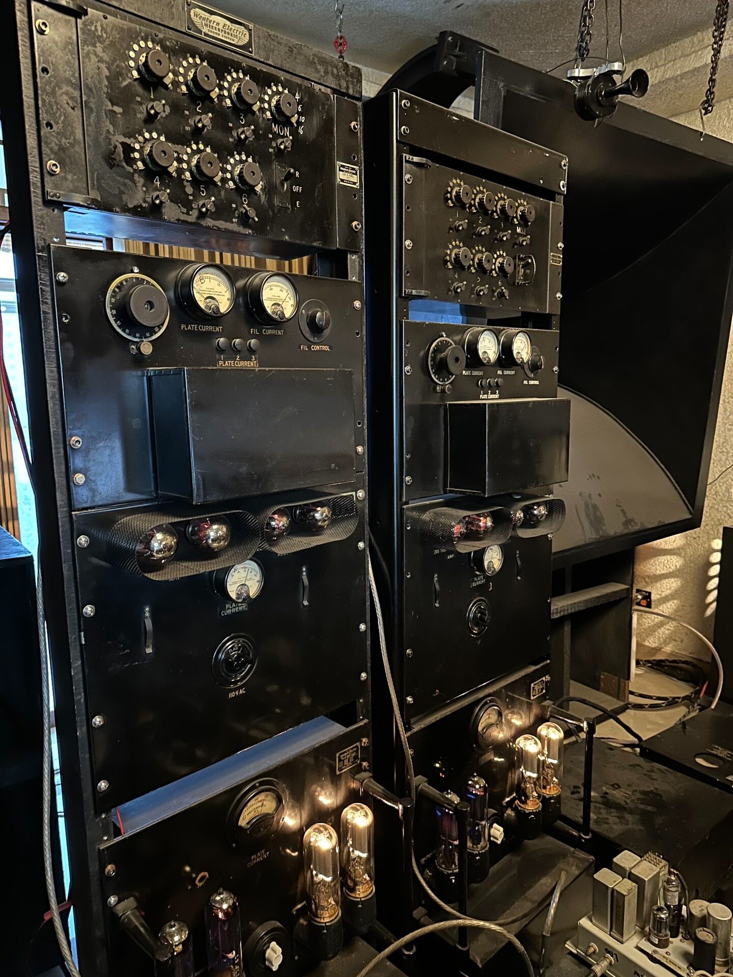 一套 Hi-Fi 應整套賣還是拆開賣？喇叭、功放、唱盤的配對價值