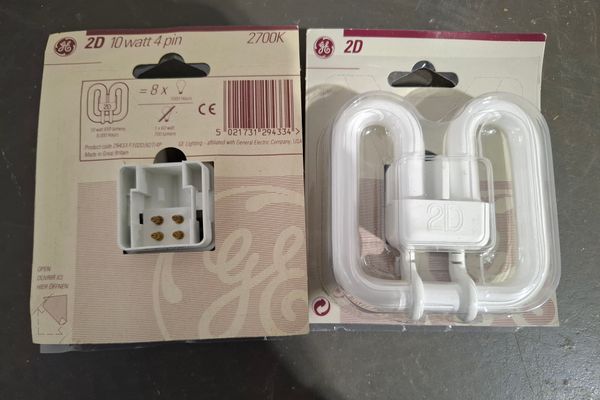 10W 4pin 650 lumen 2700K