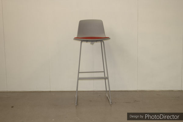 Barstol ENEA Lottus sled stool    146500504