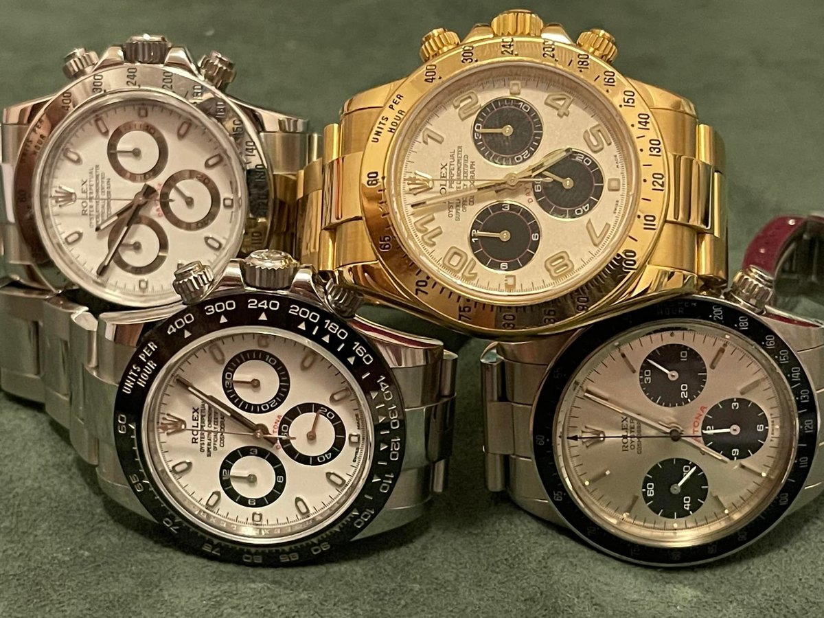 多枚不同外圈與盤面配置的 Cosmograph Daytona 同框