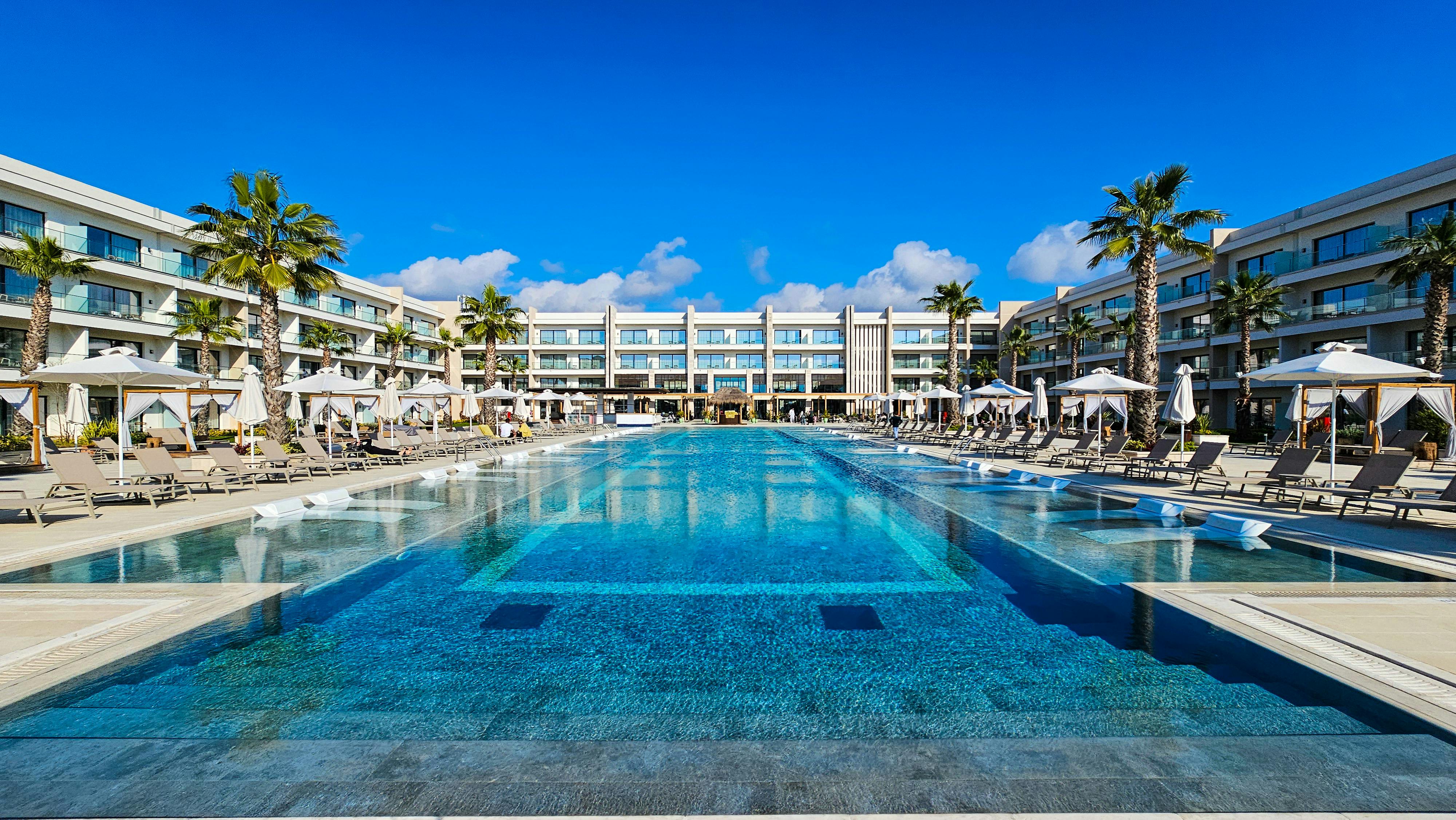 Team Building Resorts for Small Groups