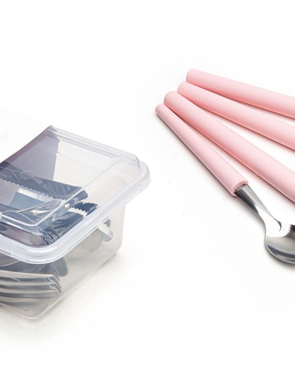 SET CUBIERTOS 24 PZ 6 PTOS MILLENIUM CARMIN EN ESTUCHE