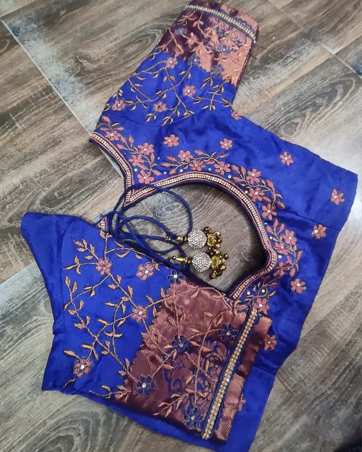 Blouse embroidery work