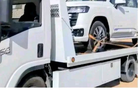 ونش الظهر سطحة هيدروليك — Towing Service Kuwait 57775629 خدمة 24 ساعة