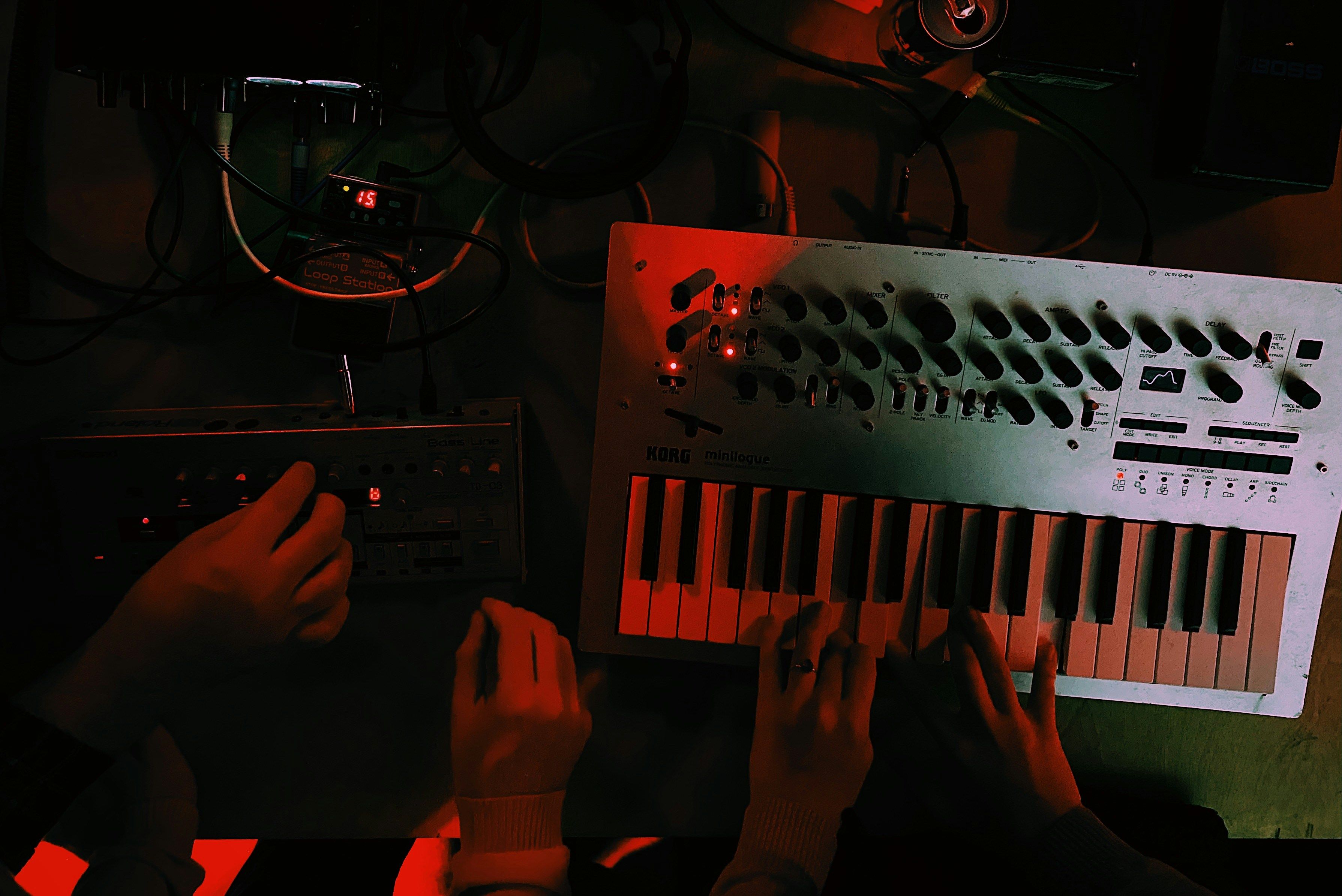 Outboard mastering gear and monitors