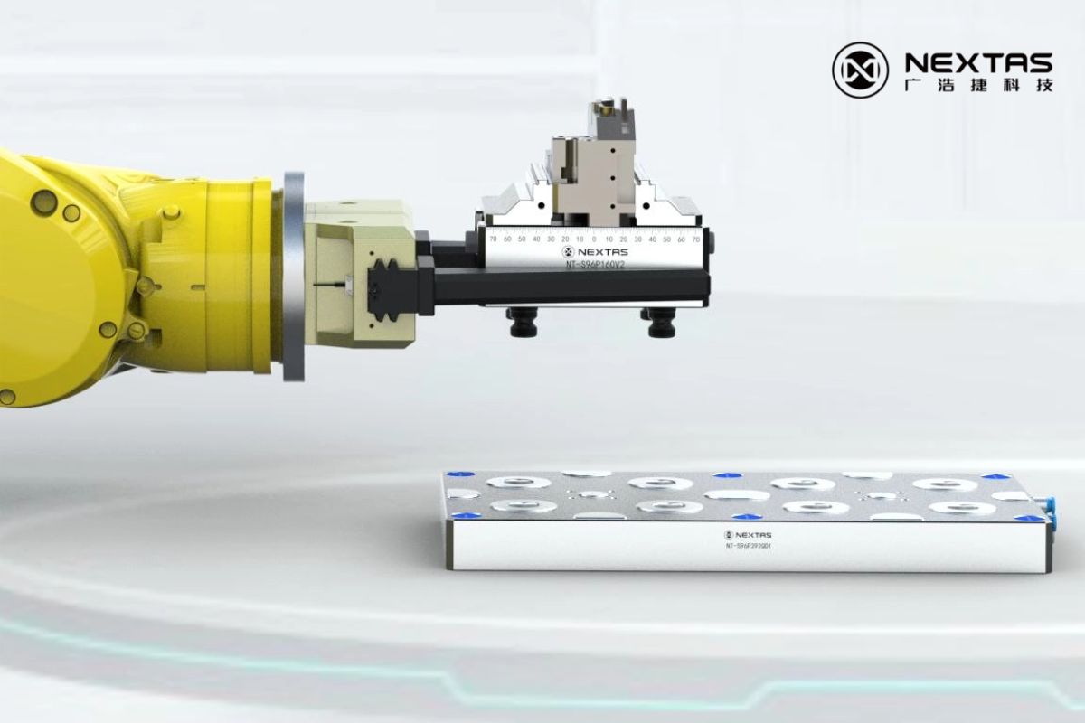 Dial indicator measuring centering accuracy on a self-centering vise