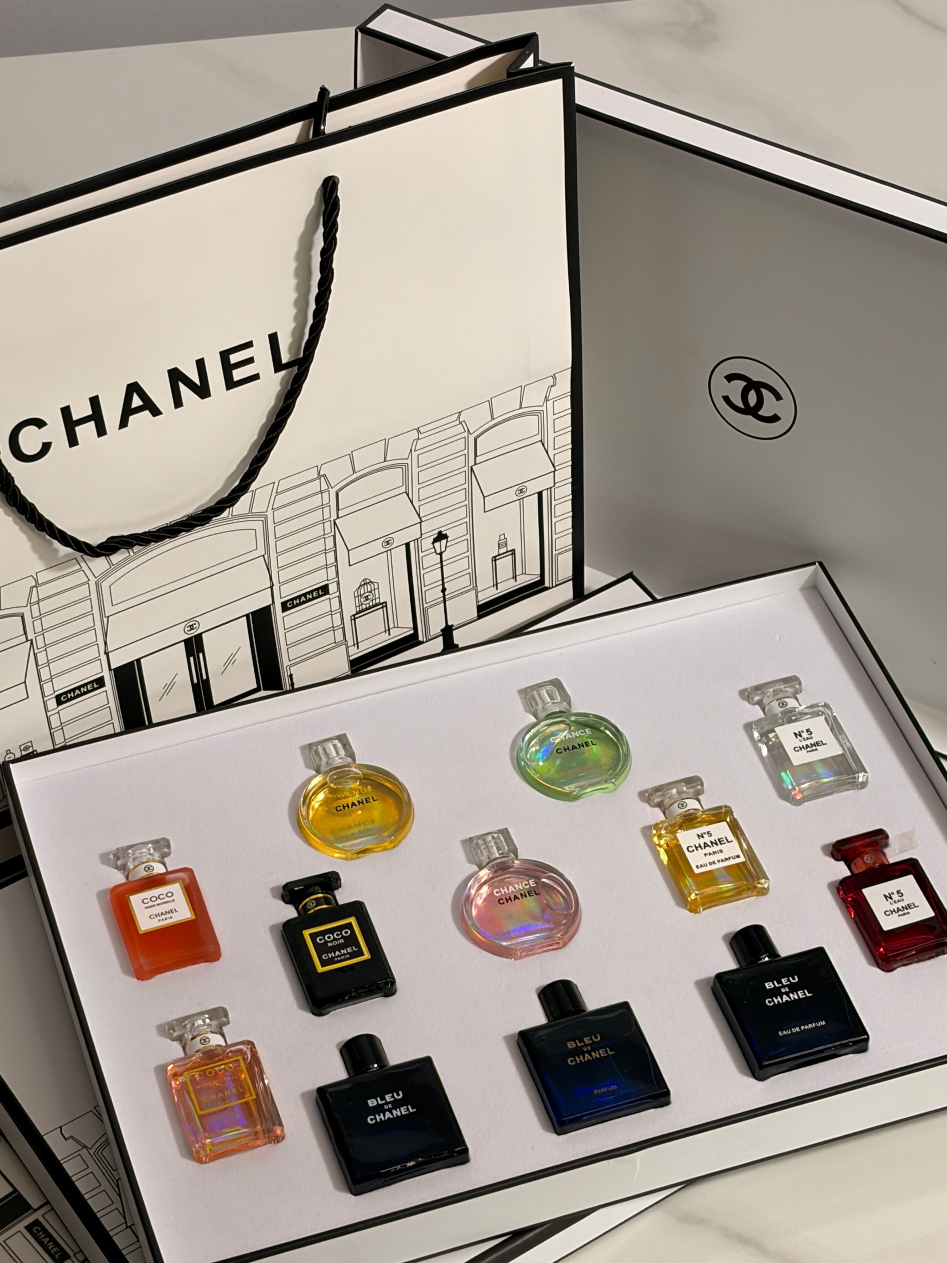 CHANEL 12 in 1 Mini Perfume