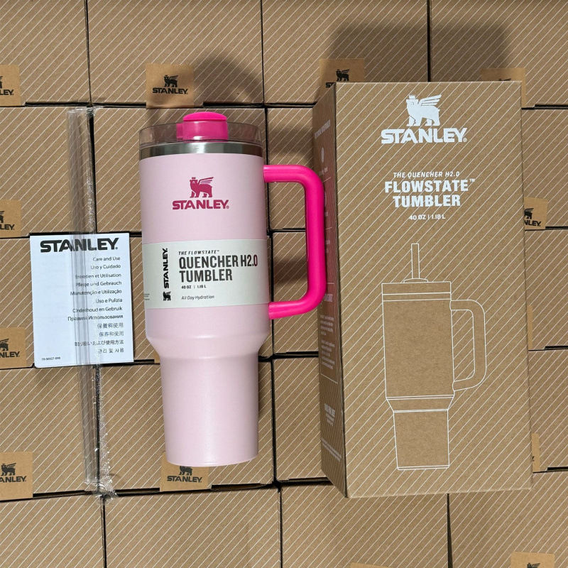 Stanley Cup 40oz Tumbler H2.0 Quencher - Flamingo Pink