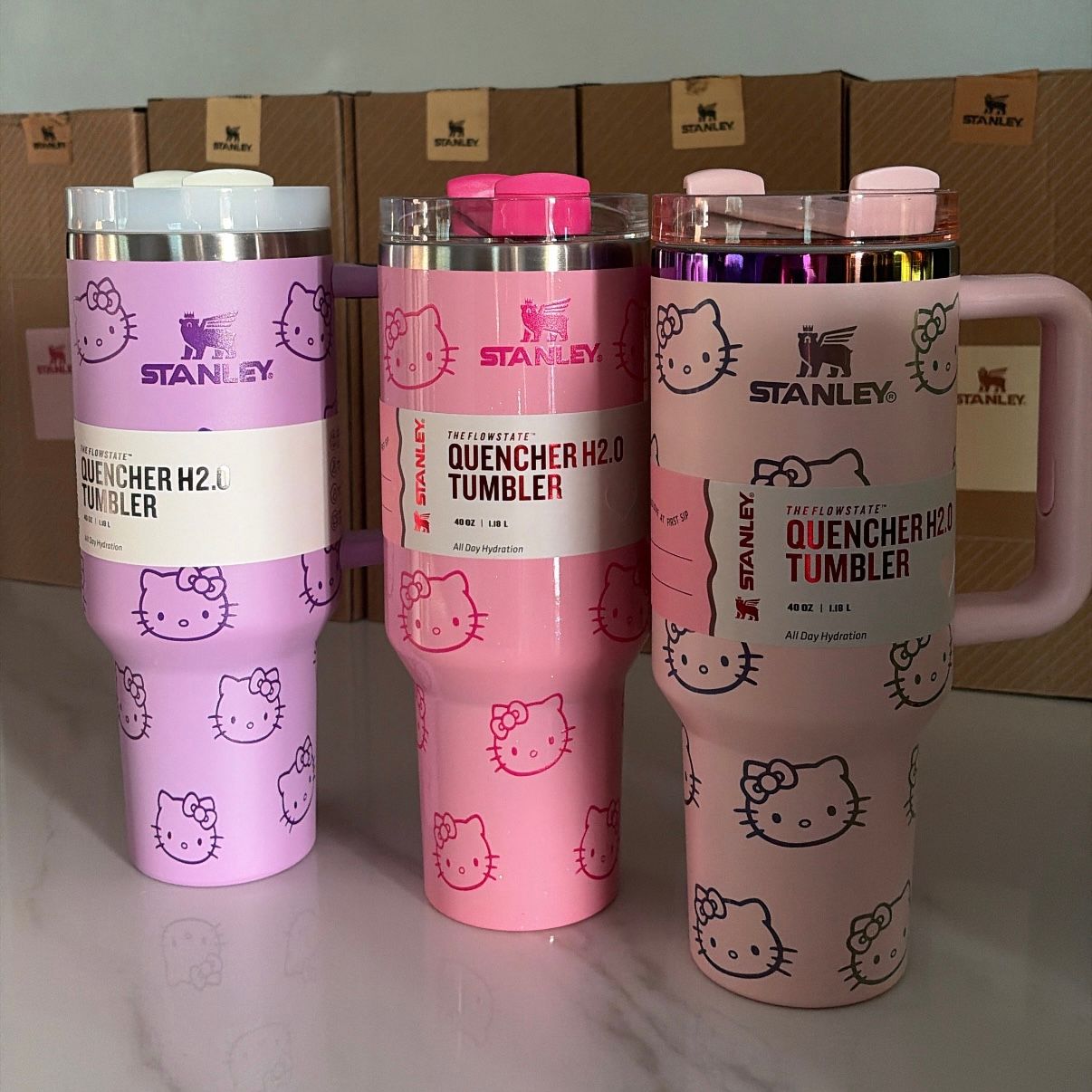 40oz Quencher Hello Kitty Edition