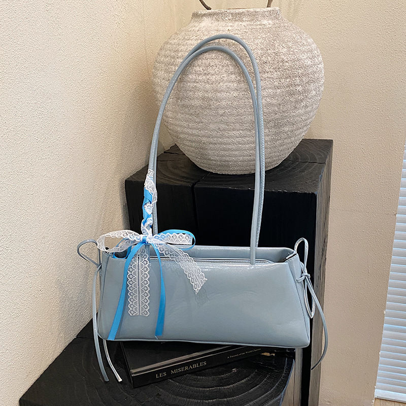 Ife Shoulder Bag