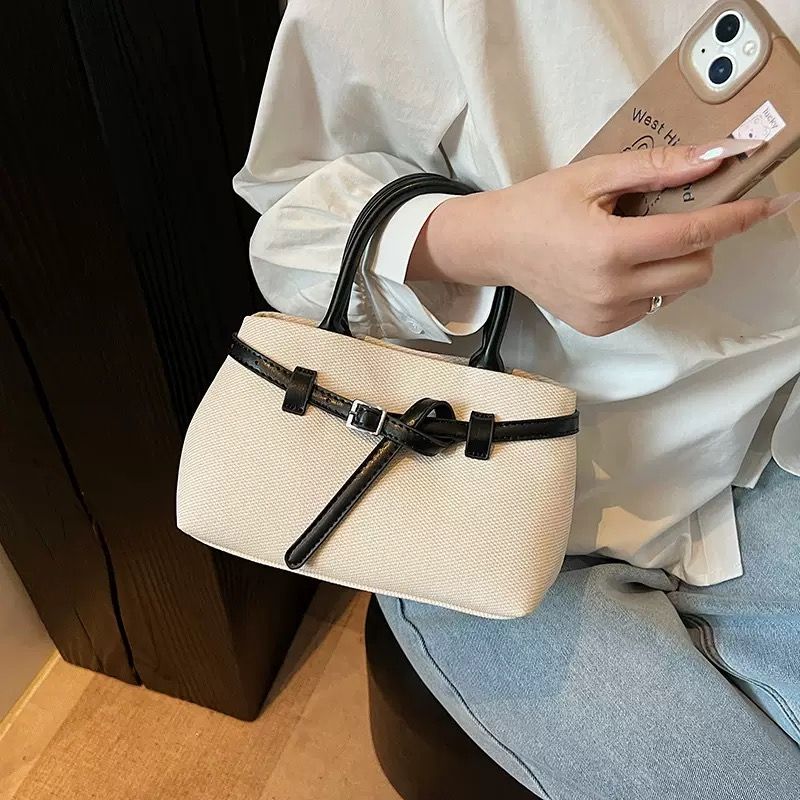 Ikhia’s Bag (Black)