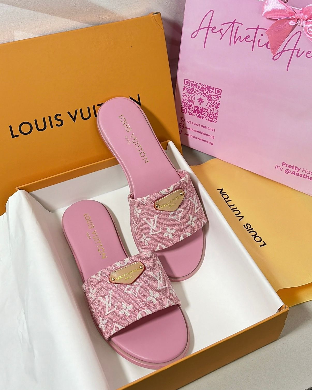 LV Slippers Pink