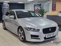 JAGUAR XE 