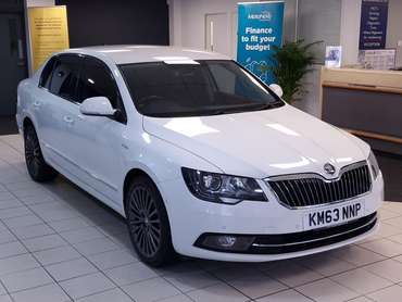 SKODA SUPERB LAURIN AND KLEMENT TDI CR DSG